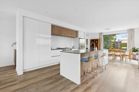 Photo of property in 10 Ada Close, Cambridge, 3434