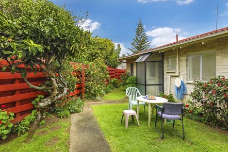 Photo of property in 2/19 Craig Road, Milford, Auckland, 0620