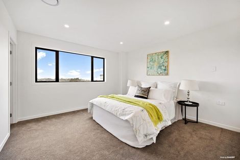 Photo of property in 7 Crows Road, Swanson, Auckland, 0614