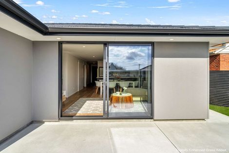 Photo of property in 51a Selwyn Crescent, College Estate, Wanganui, 4500