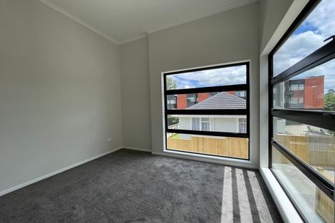 Photo of property in 19 Eastview Road, Glen Innes, Auckland, 1072
