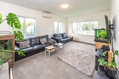 Photo of property in 200 Puriri Street, Castlecliff, Whanganui, 4501