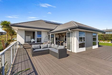 Photo of property in 26 Katania Heights, Brightwater, 7022