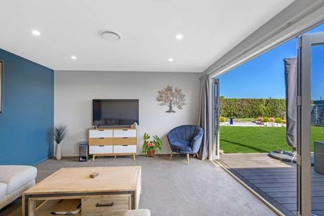 Photo of property in 26 Katania Heights, Brightwater, 7022