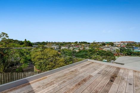Photo of property in 21 Matai Road, Stanmore Bay, Whangaparaoa, 0932