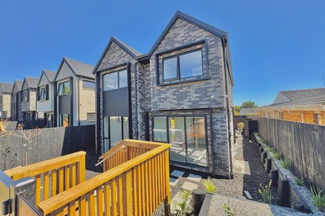 Photo of property in 1 Galloway Crescent, Farm Cove, Auckland, 2012