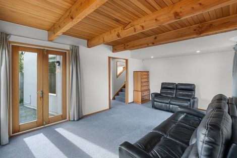 Photo of property in 2/173 Idris Road, Strowan, Christchurch, 8052