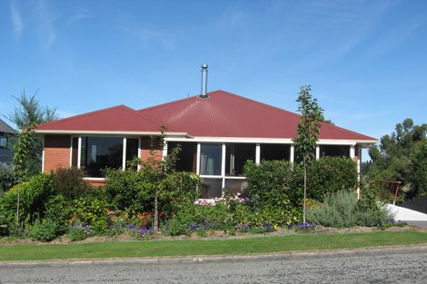 Photo of property in 15 Darby Street, Geraldine, 7930