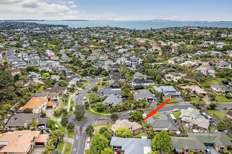 Photo of property in 1 Landvale Court, Browns Bay, Auckland, 0630