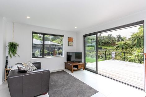 Photo of property in 18 Rotokare Crescent, Whalers Gate, New Plymouth, 4310