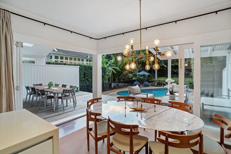 Photo of property in 17 West End Road, Herne Bay, Auckland, 1022