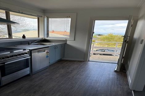 Photo of property in 15 Seaview Terrace, Kew, Dunedin, 9012