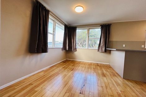 Photo of property in 156 Astley Avenue, New Lynn, Auckland, 0600
