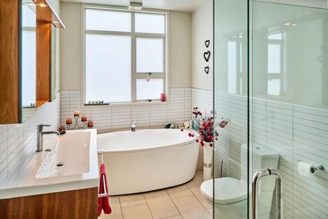 Photo of property in 11 Winifred Way, Belmont, Lower Hutt, 5010