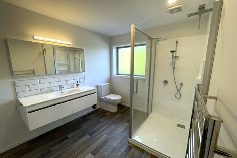 Photo of property in 380b Waikawa Road, Waikawa, Picton, 7220