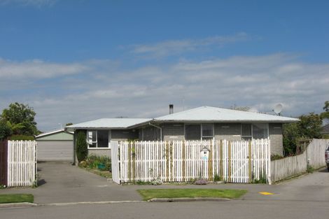 Photo of property in 12 Aspen Place, Parklands, Christchurch, 8083