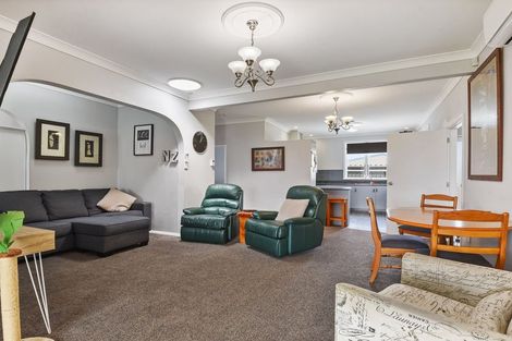 Photo of property in 11 Russell Road, Fairy Springs, Rotorua, 3015