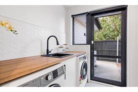 Photo of property in 21 Awa Place, Rangiora, 7400