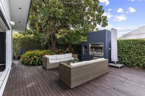 Photo of property in 22 Georgina Street, Freemans Bay, Auckland, 1011