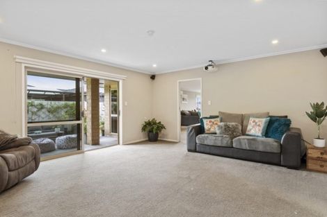 Photo of property in 67 Bathurst Crescent, Pyes Pa, Tauranga, 3112