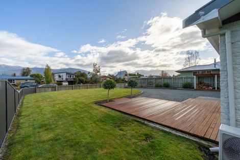 Photo of property in 104 Quintin Drive, Te Anau, 9600