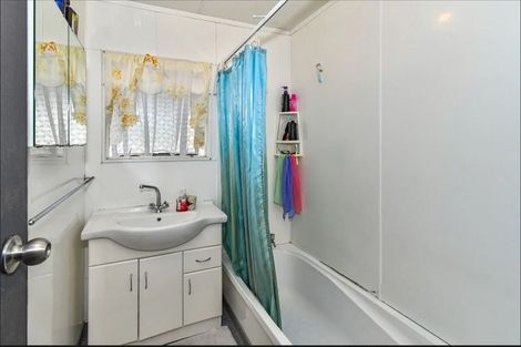 Photo of property in 13 Dunstan Place, Otara, Auckland, 2023