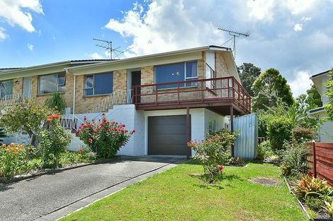 Photo of property in 3/6 Albatross Road, Red Beach, 0932