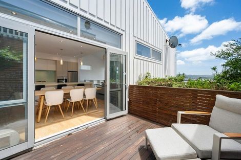 Photo of property in 4 Kastos Way, Strathmore Park, Wellington, 6022