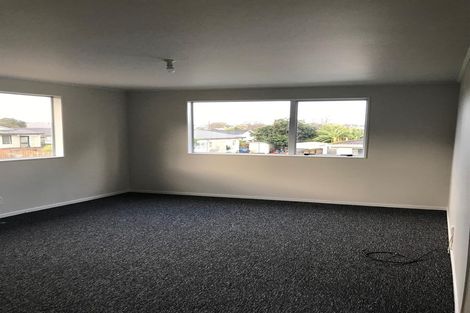 Photo of property in 2/74 Palmers Road, Clendon Park, Auckland, 2103