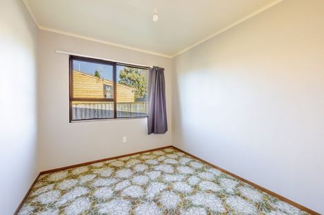 Photo of property in 12 Lake Street, Takapau, 4203