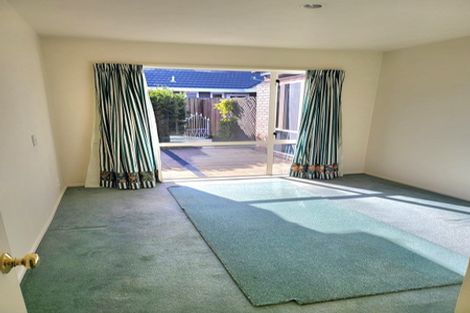 Photo of property in 11 Jadewynn Place, Halswell, Christchurch, 8025