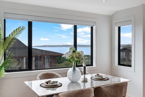 Photo of property in 2/152 Clovelly Road, Bucklands Beach, Auckland, 2012