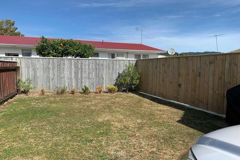 Photo of property in 20a Parera Grove, Heretaunga, Upper Hutt, 5018