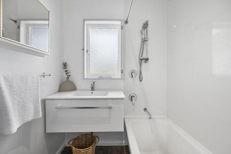 Photo of property in 256 Kennedy Road, Onekawa, Napier, 4110