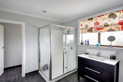 Photo of property in 20 Lynas Street, Outram, 9019