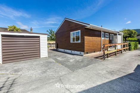 Photo of property in 34 Palmer Crescent, Silverstream, Upper Hutt, 5019