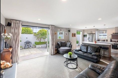 Photo of property in 28 Mayfair Street, Riccarton, Christchurch, 8011
