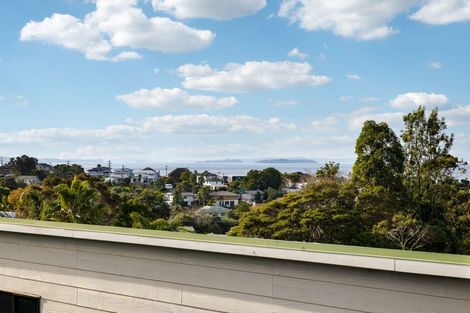 Photo of property in 40 Elliston Crescent, Stanmore Bay, Whangaparaoa, 0932