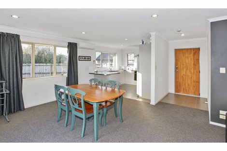 Photo of property in 24 Breaker Grove, Waiuku, 2123