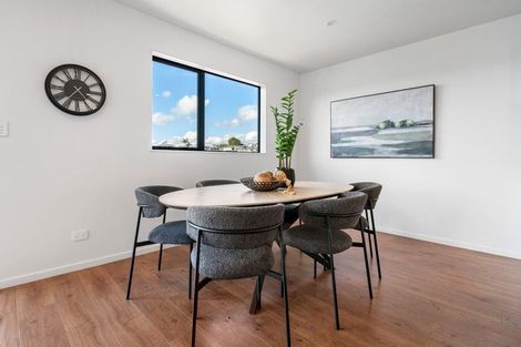 Photo of property in 25 Baumea Rise, Massey, Auckland, 0614