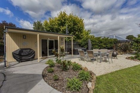 Photo of property in 4 Cobden Place, Woodend, 7610