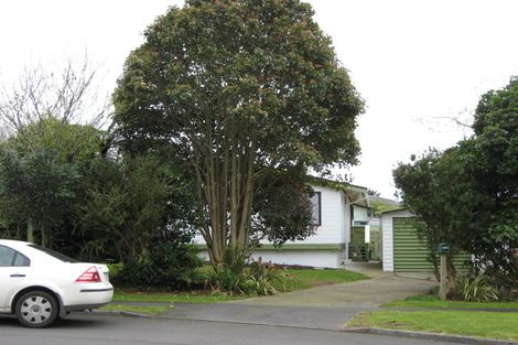 Photo of property in 4 Skeet Place, Merrilands, New Plymouth, 4312