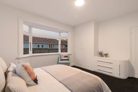 Photo of property in 211 Centaurus Road, Saint Martins, Christchurch, 8022