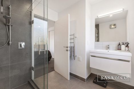 Photo of property in 17c Cessna Crescent, Mangere, Auckland, 2022