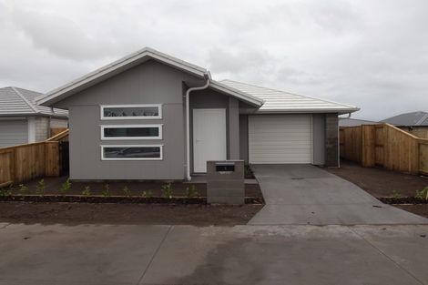 Photo of property in 4 Gold Lane, Papamoa, 3118