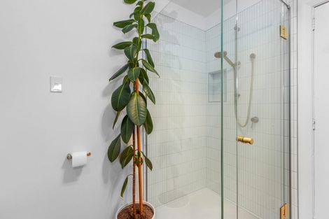 Photo of property in 47 Croziers Road, St Albans, Christchurch, 8052