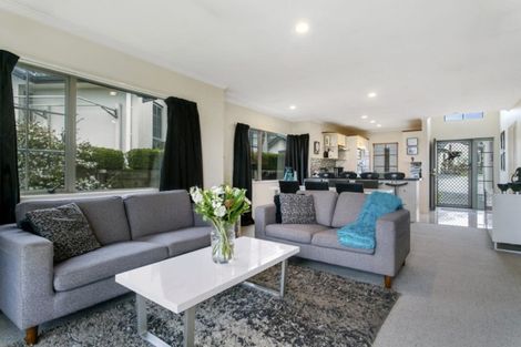 Photo of property in 28 Lakeridge Close, Rangatira Park, Taupo, 3330