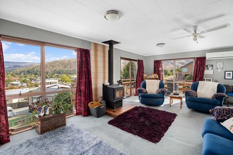 Photo of property in 29 Fraser Street, Clyde, 9330