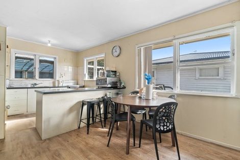 Photo of property in 5 Skipton Street, Mangere East, Auckland, 2024