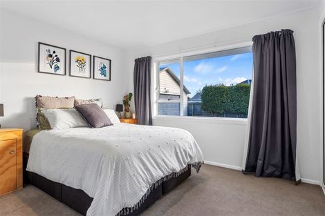 Photo of property in 9 Beeston Place, Redwood, Christchurch, 8051